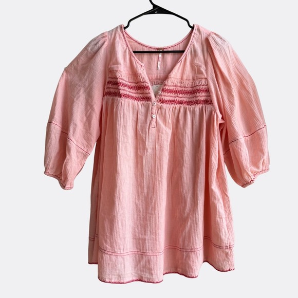 Free People Dylan Smocked Tunic Top NWT Size M Tropical Peach Combo Retail $148 - Picture 2 of 7